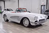 Chevrolet Corvette 1958 được chào bán đắt hơn cả siêu xe 