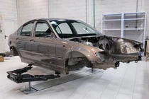 Dân chơi Việt chi 1,5 tỷ và 4 năm để "hồi sinh" chiếc BMW 325i E46