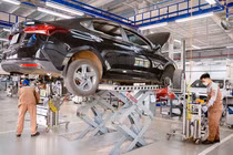 Bảo dưỡng ôtô sau mưa bão cần những gì?