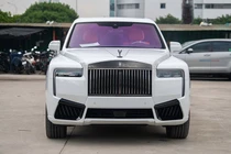 Rolls-Royce Cullinan Black Badge 2025 đầu tiên, gần 60 tỷ tại Việt Nam