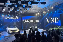 Ra mắt Mercedes-Benz E-Class 2025 tại Việt Nam, từ 2,449 tỷ đồng