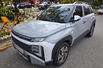 Hyundai Venue 2026 lộ diện không che chắn trên đường phố