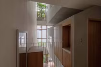 Nhà ống với khối vuông độc đáo giữa lòng TP HCM