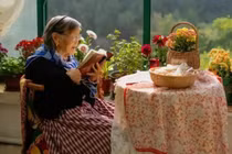 Ngôi nhà bình yên của bà ngoại 92 tuổi đẹp mê mẩn