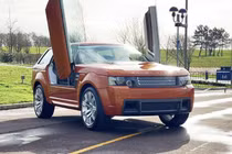 Land Rover Stormer - chiếc Range Rover cửa cắt kéo duy nhất được sản xuất
