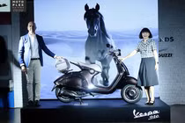 Vespa 946 Horse đã về đến Việt Nam, sở hữu ngay giá hơn 700 triệu đồng