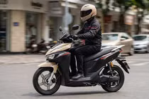 Xe máy điện VinFast Viper giá gần 40 triệu đồng lộ ảnh thực tế