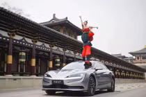 Tận mục Yangwang U7 2026 - chạy tới hơn 1.000 km, kèm sạc siêu nhanh