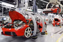 Siêu xe và xe sang tạm dừng giao hàng tới Trung Đông do chiến sự