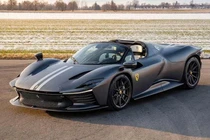 Ferrari Daytona SP3 hơn 60 tỷ đồng độ Novitec lên đến 868 mã lực