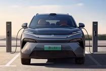 BYD sắp có trạm sạc siêu nhanh 1.500 KW, sạc 5 phút chạy cả trăm km