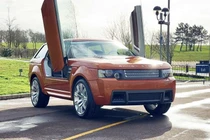 Land Rover Stormer - chiếc Range Rover cửa cắt kéo duy nhất được sản xuất