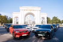 Người dùng quan tâm đến xe điện nhiều hơn vì giá xăng dầu "nhảy múa"