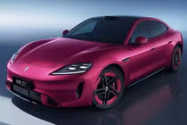 SAIC Z7 chạy điện gây tranh cãi vì thiết kế "vay mượn" từ Porsche Taycan