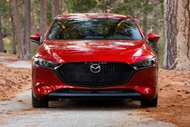 Xe Mazda3 2025 tại Mỹ bị kiện vì thiếu loa