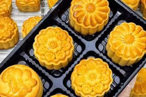 Cách nhận biết bánh trung thu chuẩn, tránh hàng giả