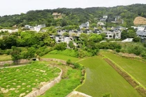 Bên trong làng biệt thự 10 năm không cần khoá cửa