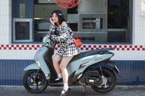 Xem Gen Z "đọ cá tính" cùng xe ga Yamaha Janus mới