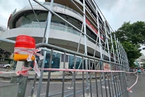 Hà Nội bắt đầu phá dỡ tòa nhà Hàm cá mập