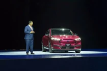 Ford Việt Nam đánh dấu kỷ nguyên "Xanh" với SUV điện Mustang Mach-E