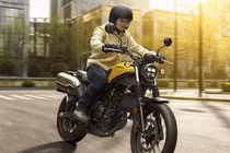 Honda nâng cấp công nghệ côn điện tử E-Clutch cho scrambler CL250 2025