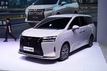 MPV rẻ nhất Trung Quốc - Wuling Xingguang 730 giá chỉ 400 triệu đồng