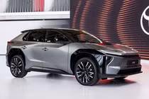 Toyota BZ4X 2025 hút khách tại Thái Lan, hóng ngày về Việt Nam