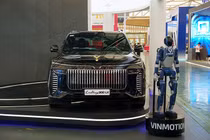 Truyền thông Mỹ nói gì về Lạc Hồng 900 LX bọc thép chống đạn?