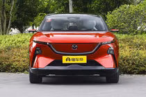 Mazda EZ-60 2026 giá chỉ từ 443,8 triệu đồng tại Trung Quốc