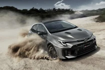 Ra mắt Toyota GR Corolla 2026 nâng cấp, giá từ 38.500 USD