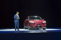 Ford Việt Nam đánh dấu kỷ nguyên "Xanh" với SUV điện Mustang Mach-E