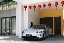 Porsche Taycan chạy điện bạc tỷ tại Việt Nam nguy cơ bốc cháy