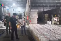 Công ty An Dương, An Hưng Phước “đồng phạm” buôn Dầu ăn OFood gia súc cho người?