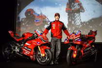 Ra mắt siêu môtô Ducati Panigale V4 Marquez 2025 World Champion Replica 