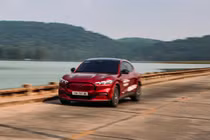 Ngắm Ford Mustang Mach-E chính hãng Việt Nam, giá 2,599 tỷ đồng