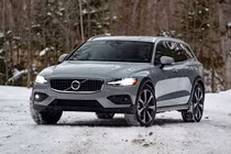 Volvo V60 Cross Country bán gần 3 tỷ tại Việt Nam bị khai tử ở Mỹ