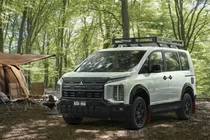 Mitsubishi Delica D:5 - chiếc MPV kỳ lạ suốt 19 năm vẫn bán chạy