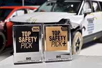 Hãng xe Hyundai thiết lập kỷ lục với 21 giải thưởng an toàn từ IIHS