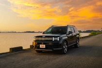 Hyundai SantaFe Hybrid 2026 mở bán tại Việt Nam, hơn 1,3 tỷ đồng