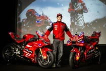 Ra mắt siêu môtô Ducati Panigale V4 Marquez 2025 World Champion Replica 