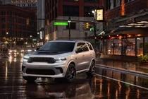 Dodge Durango SRT Hellcat 2026 nếu về Việt Nam giá tới gần 8 tỷ đồng