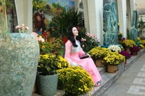 Biệt thự 1.000m2 rực rỡ sắc xuân của Hoa hậu Giáng My