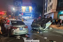 Khởi tố tài xế Lexus trong vụ tai nạn liên hoàn tại Hà Nội