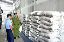 “Độc trắng” từ đường tinh luyện trôi nổi