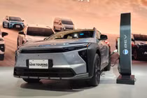 Toyota bZ4X Touring cập bến Đông Nam Á, lăn bánh 487 km/sạc