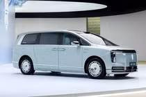 Maextro V800 hạng sang giá từ 2,7 tỷ đồng có gì cạnh tranh Toyota Alphard?