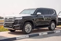 Toyota Land Cruiser Hybrid 2026 sắp bán tại Việt Nam, khoảng 4,6 tỷ đồng