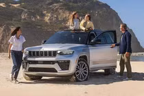 Lý do Jeep Grand Cherokee 2026 có giá rẻ hơn khi về Việt Nam?