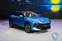 Omoda O4 sắp bán tại Việt Nam, thiết kế như siêu xe Lamborghini Urus