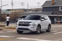 Ra mắt Mitsubishi Outlander 2026 từ 29.995 USD, động cơ hybrid nâng cấp